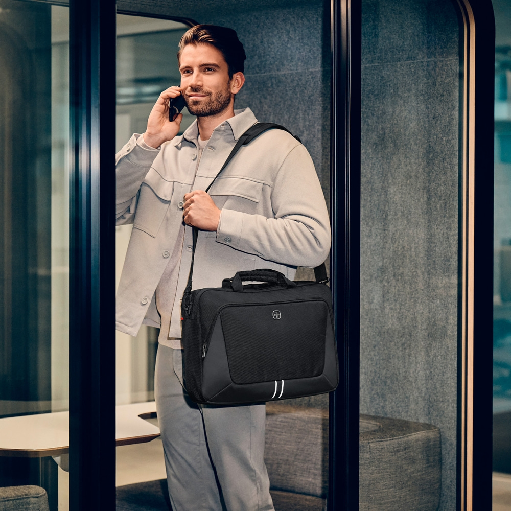 16-inch laptop briefcase with tablet compartment, black 16-inch laptop briefcase with tablet compartment, black