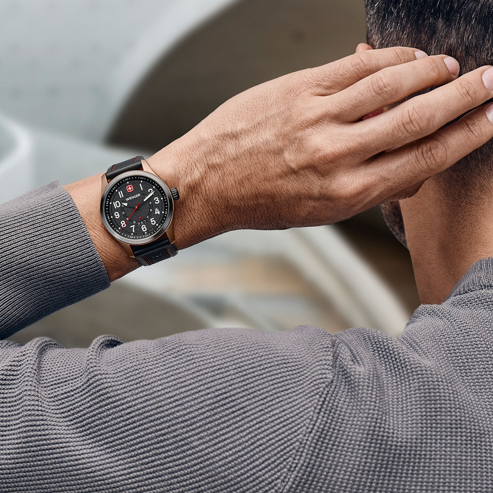 Herrenuhr bronze-schwarz Ø 43 mm